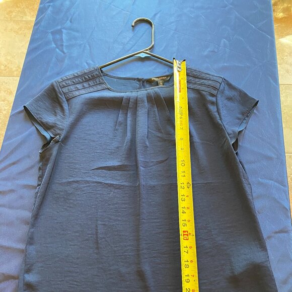 Banana Republic Blue Short Sleeve Shirt Blouse Size XS Petite - Picture 8 of 8